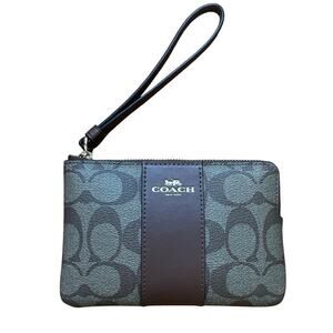 Coach Signature Brown Monogrammed Wristlet Brand New with tags 6.5 x 4in